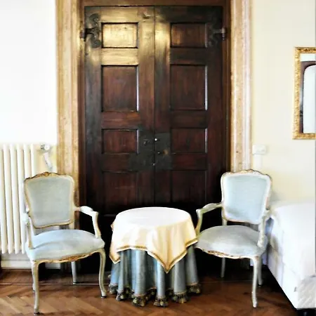 Gasthof Noble Palace Grand Canal